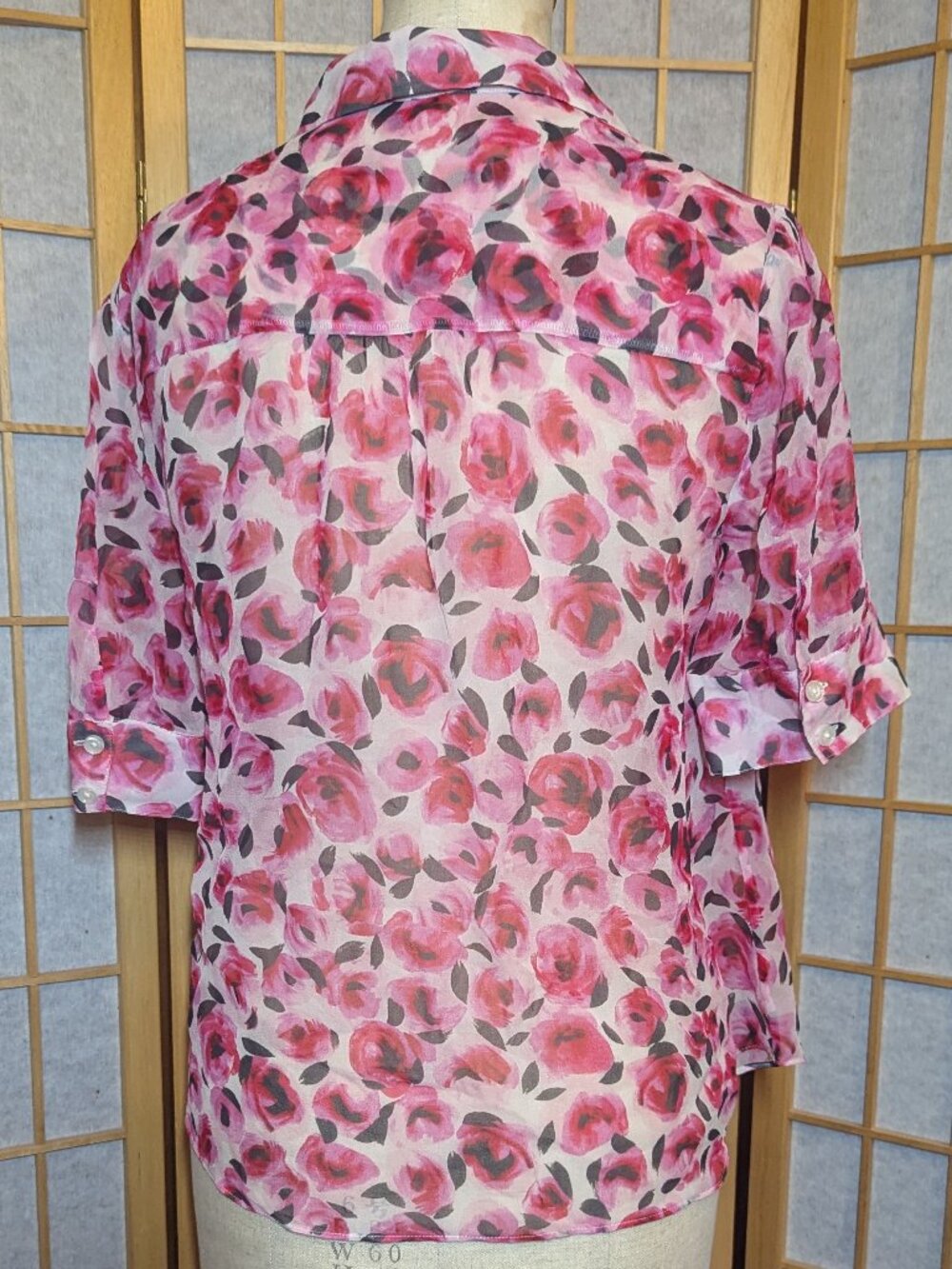 Kate Spade Rose Blouse 100% Silk Ruffle Short Sleeve Button Blouse Shirt Size 4 - Picture 5 of 8